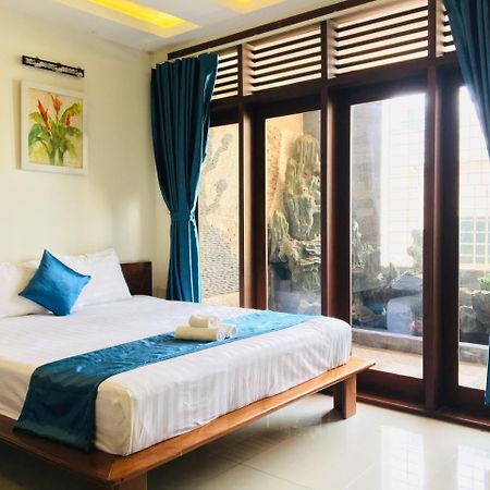 Whale Ocean View Hotel Da Nang Buitenkant foto