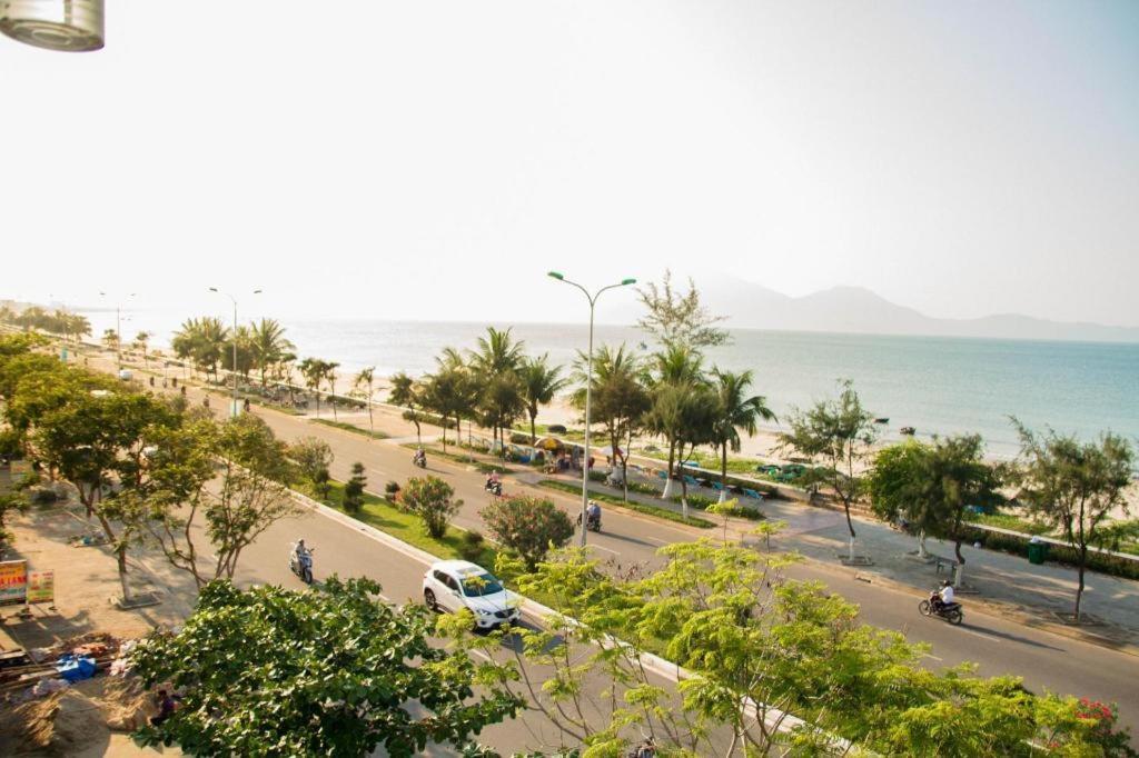 Whale Ocean View Hotel Da Nang Buitenkant foto